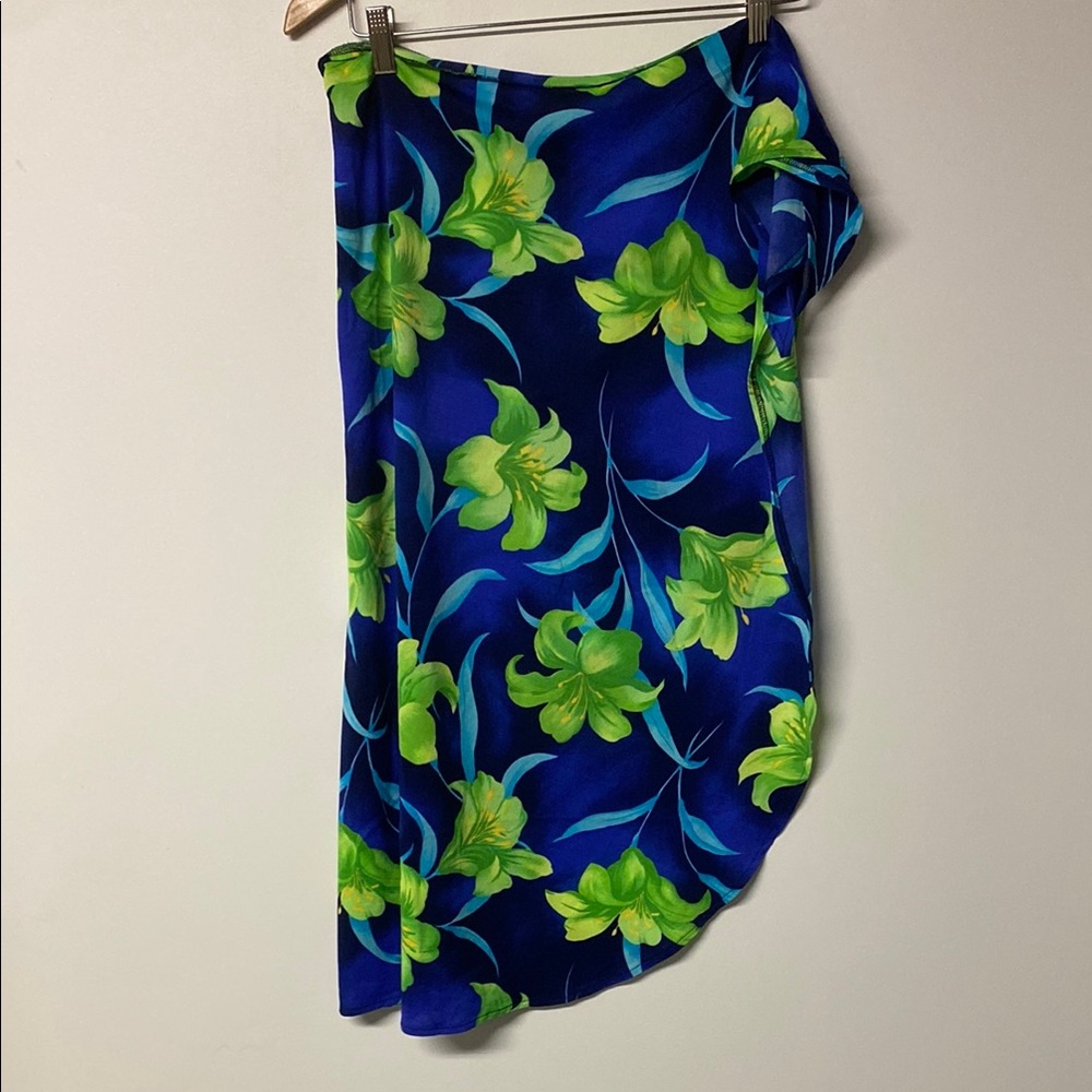 Floral Blue and Green Women's Sarong